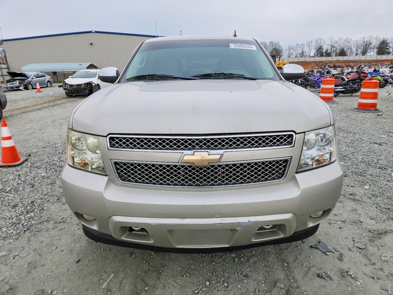 2009 CHEVROLET SUBURBAN K1500 LTZ photo 13