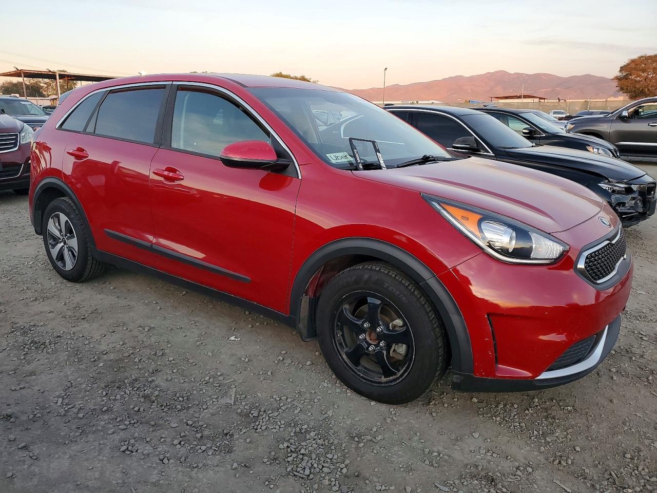 2018 KIA NIRO FE photo 4