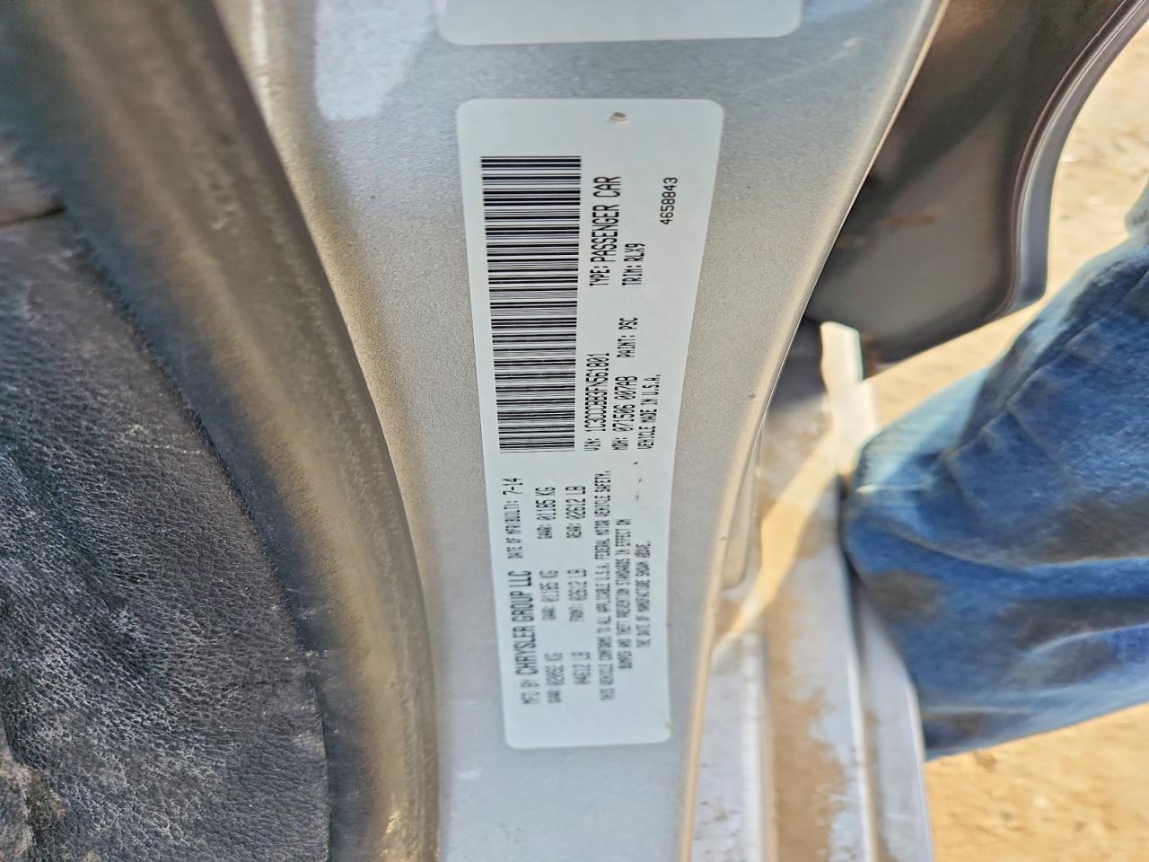 2015 CHRYSLER 200 S photo 23