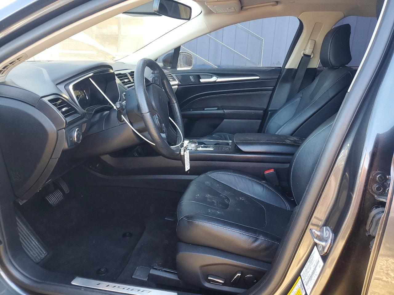 2020 FORD FUSION TITANIUM photo 13
