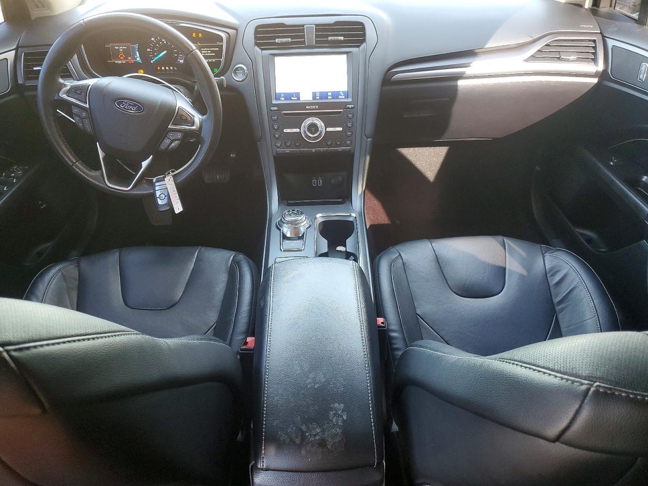 2020 FORD FUSION TITANIUM photo 15
