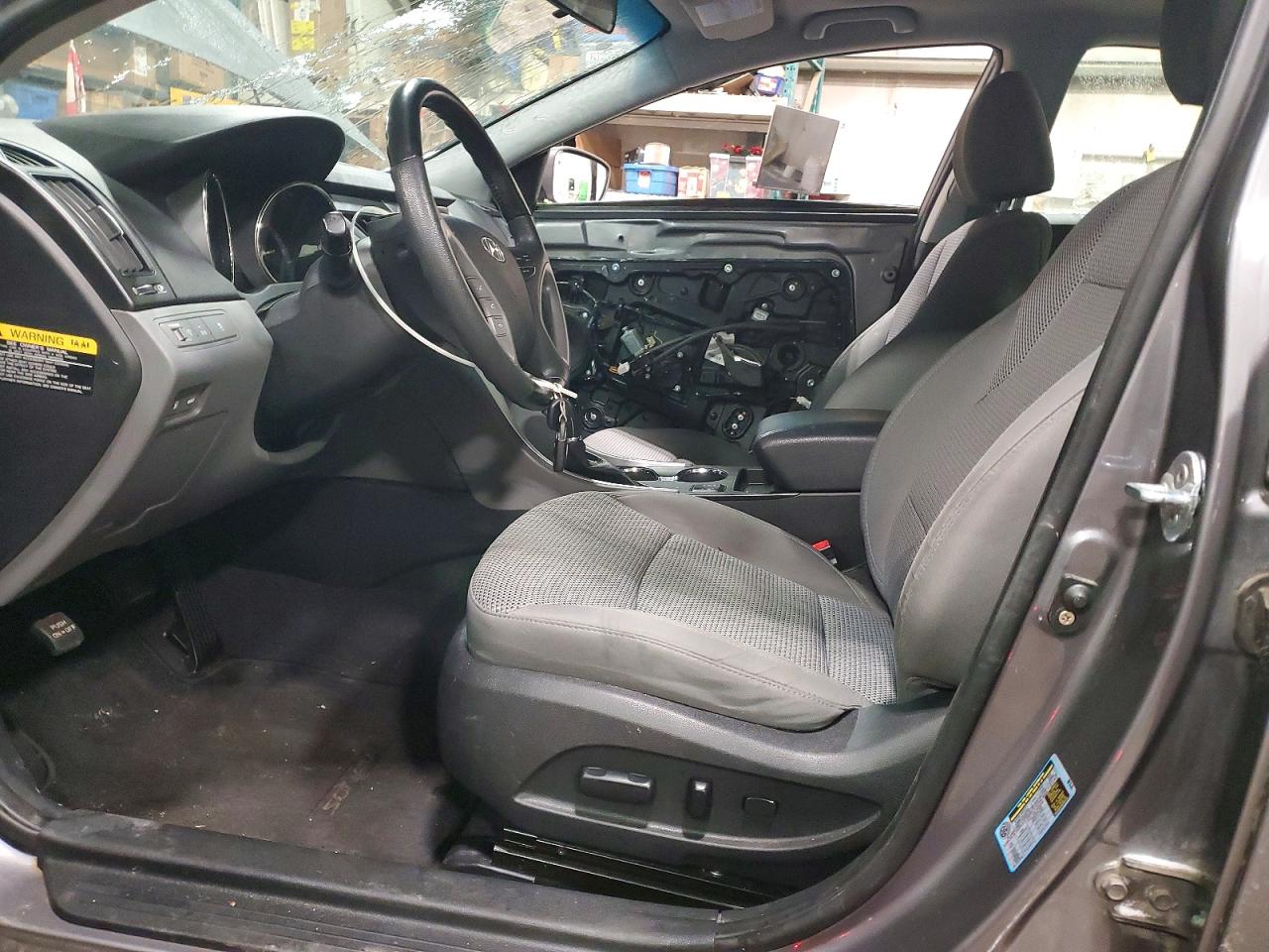 2012 HYUNDAI SONATA photo 7