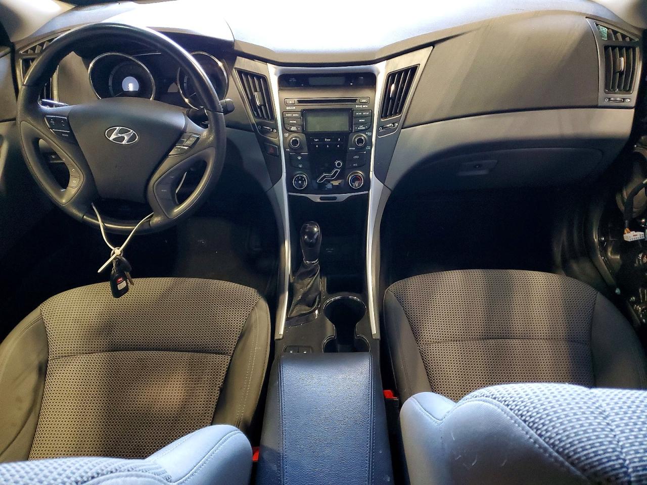 2012 HYUNDAI SONATA photo 8