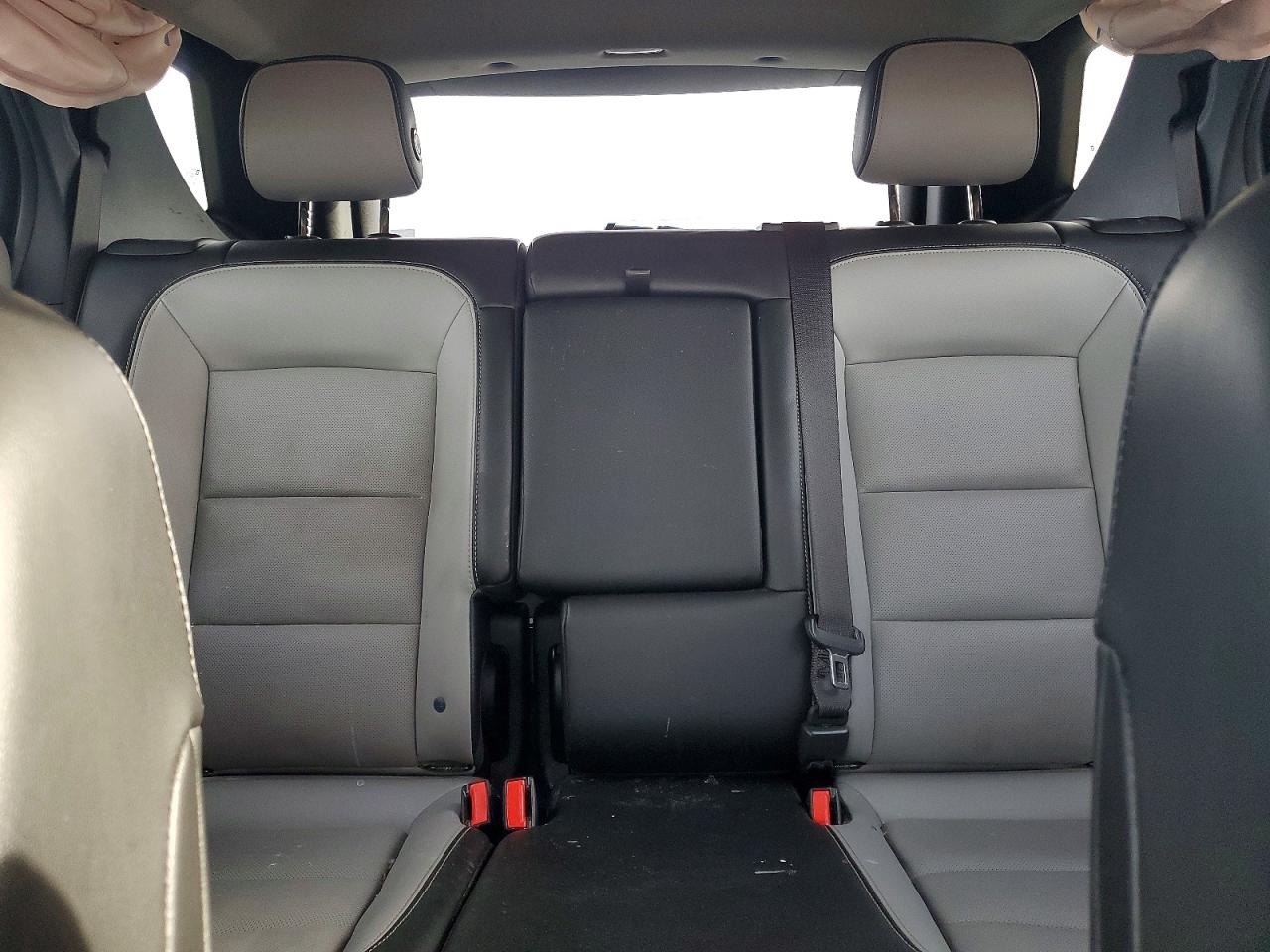 2018 CHEVROLET EQUINOX PREMIER photo 10