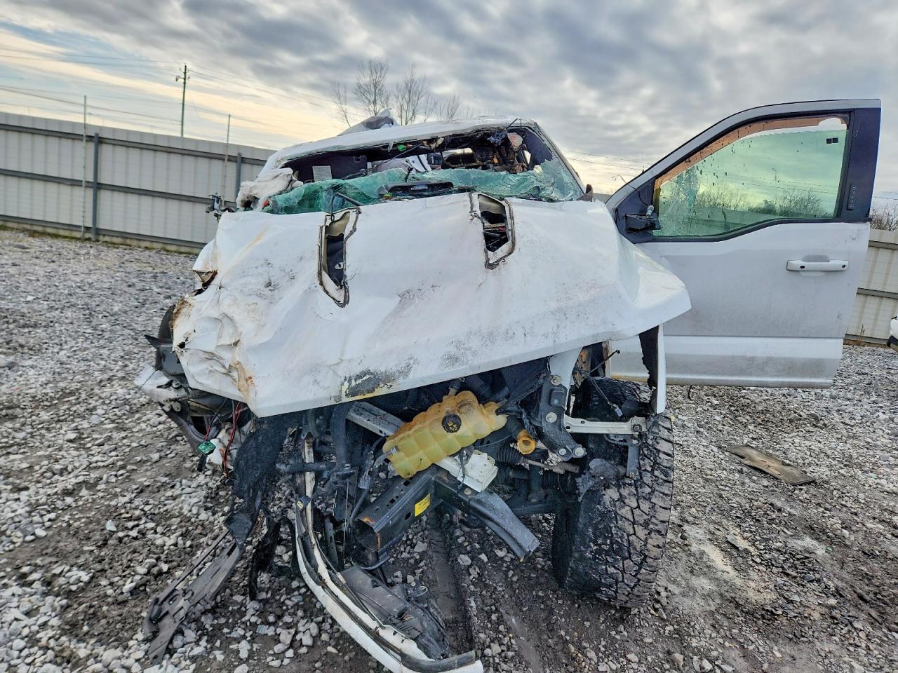 2021 FORD F150 SUPERCREW photo 9