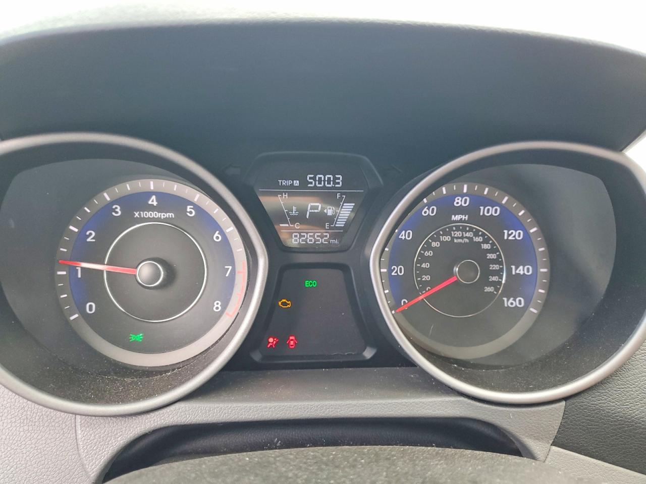 2016 HYUNDAI ELANTRA SE photo 9