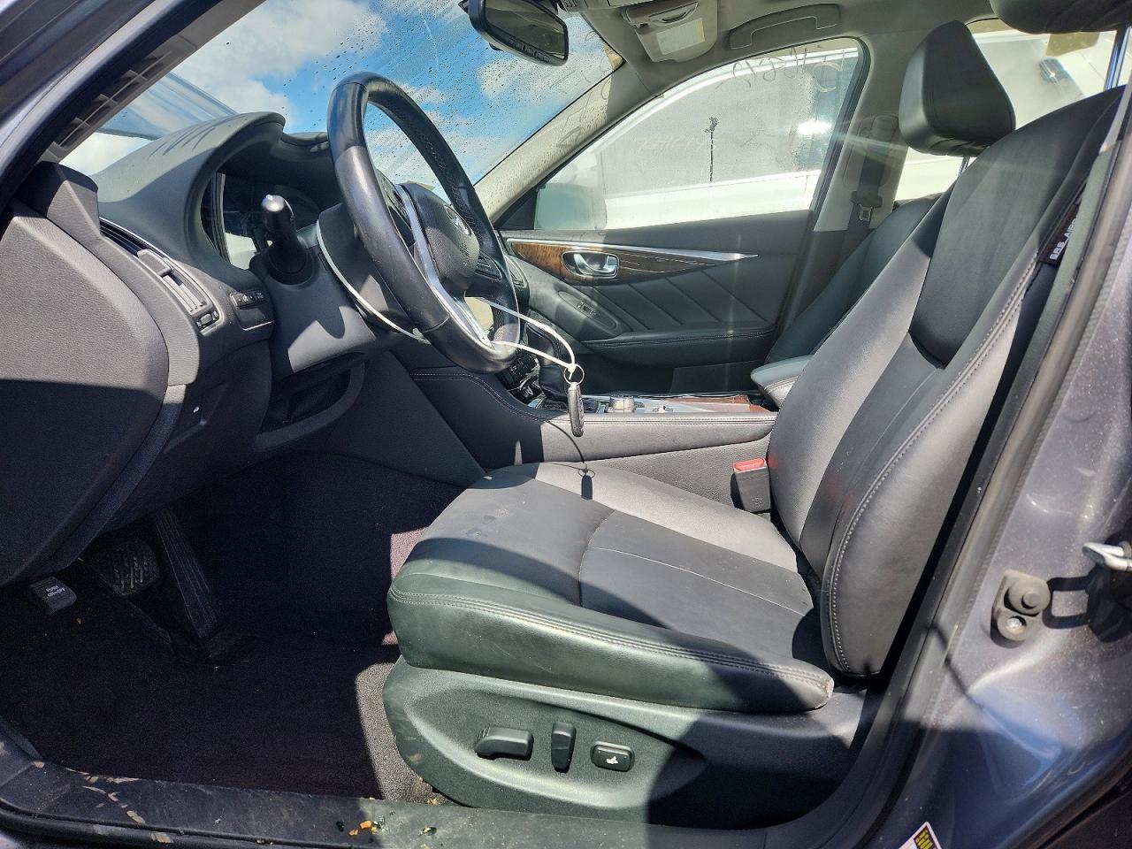 2018 INFINITI Q50 photo 7