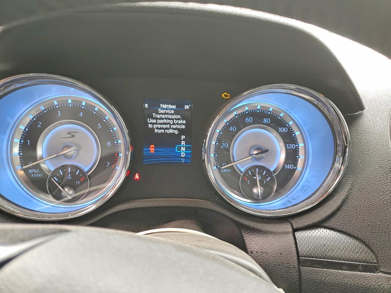 2014 CHRYSLER 300 S photo 9