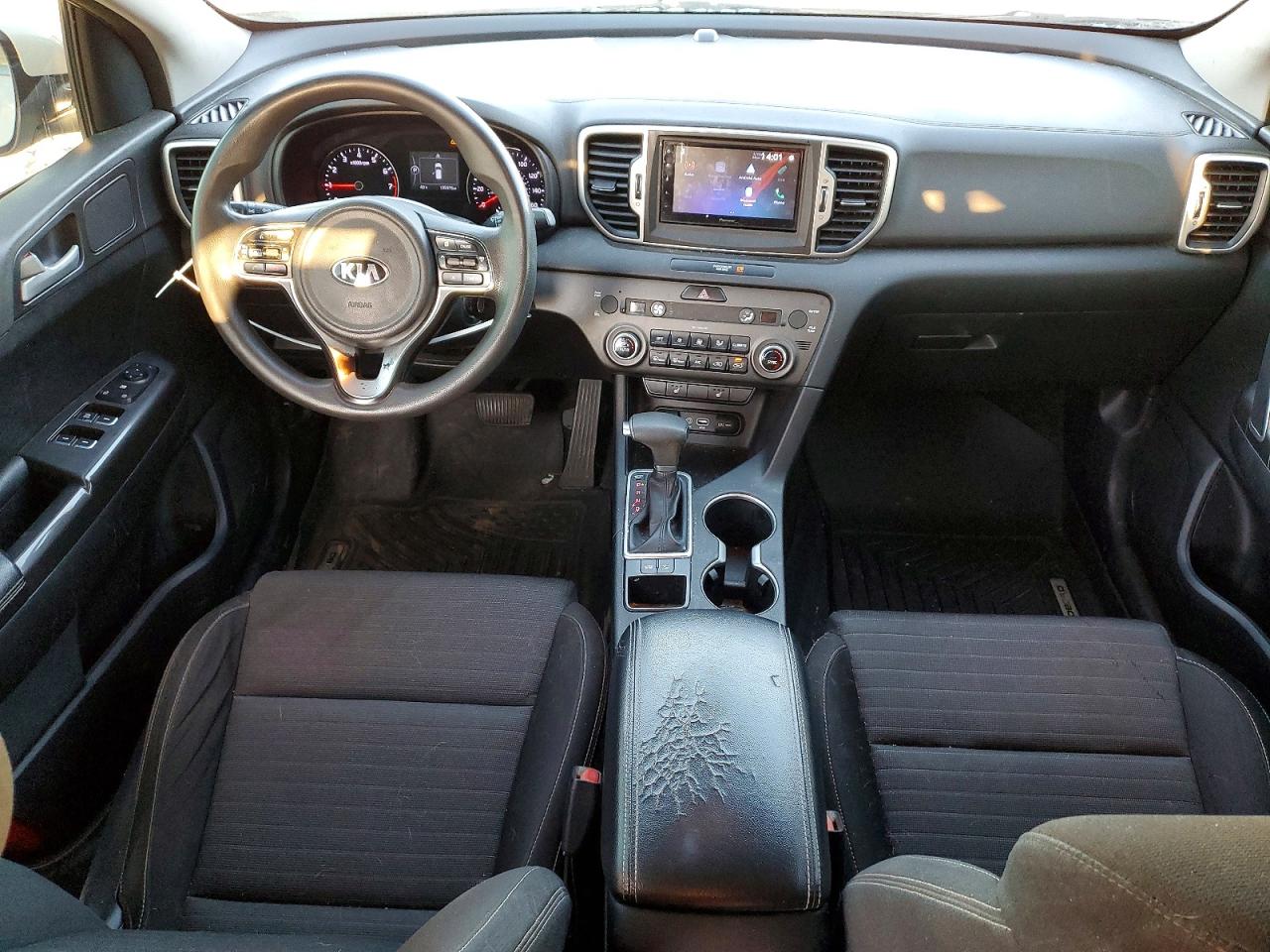 2017 KIA SPORTAGE LX photo 8