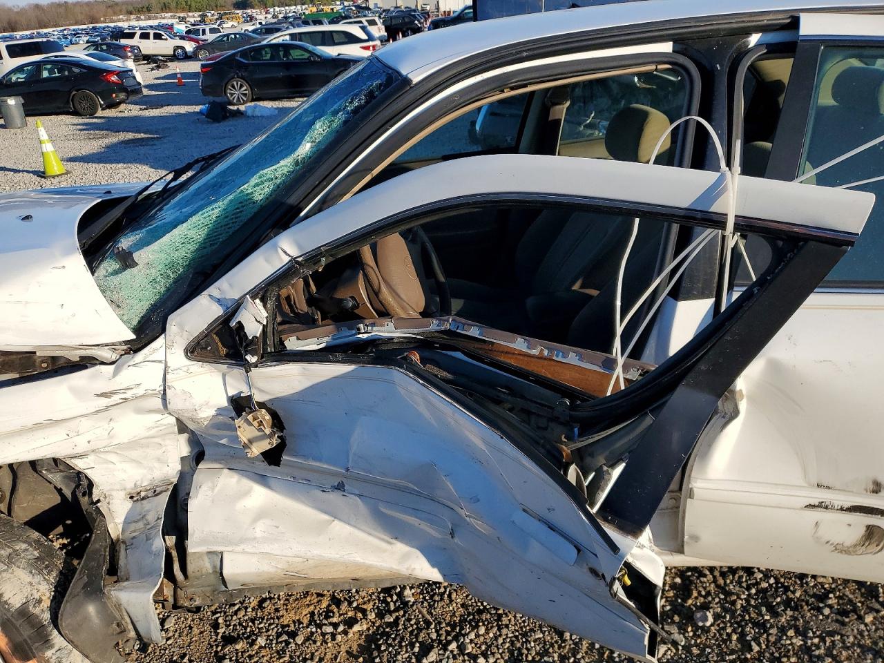 1999 TOYOTA CAMRY CE photo 19