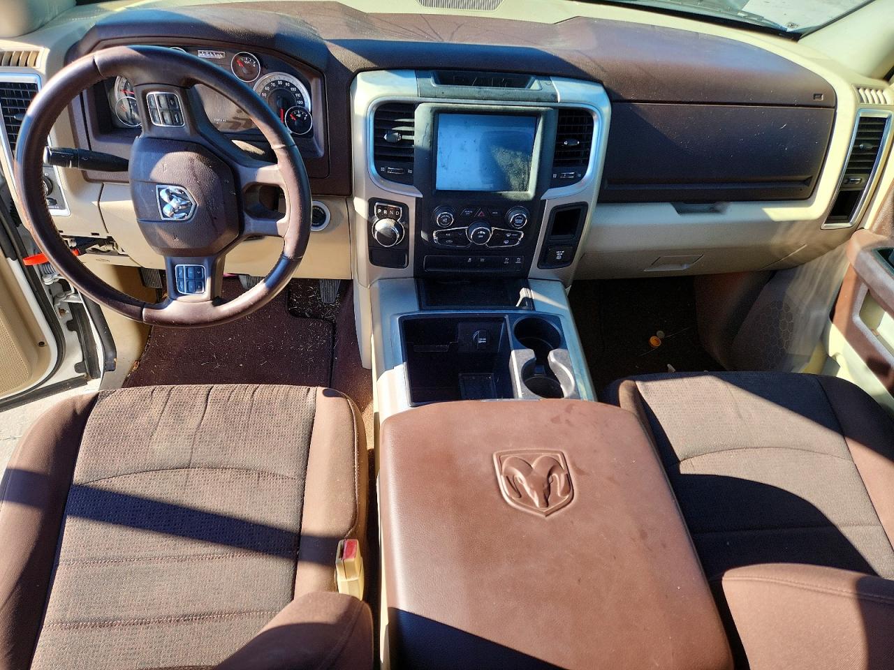 2015 RAM 1500 SLT photo 15