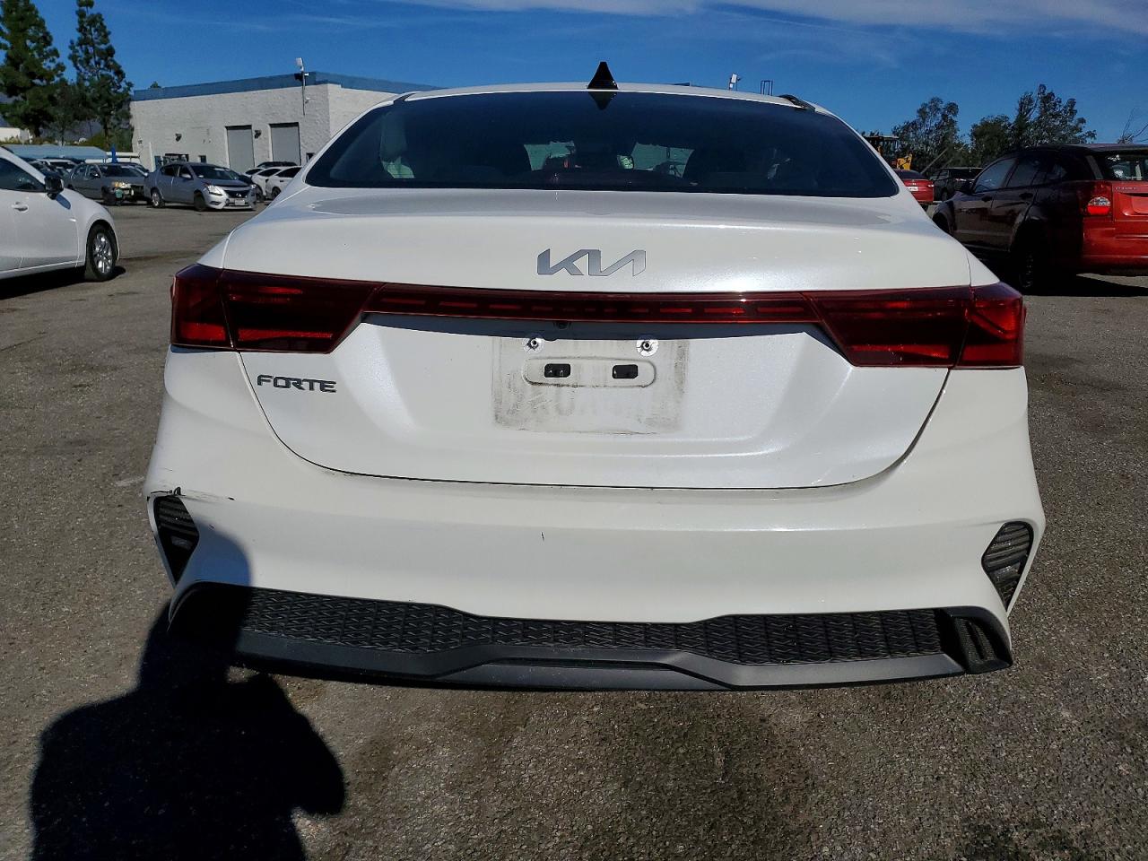 2024 KIA FORTE LXS photo 6