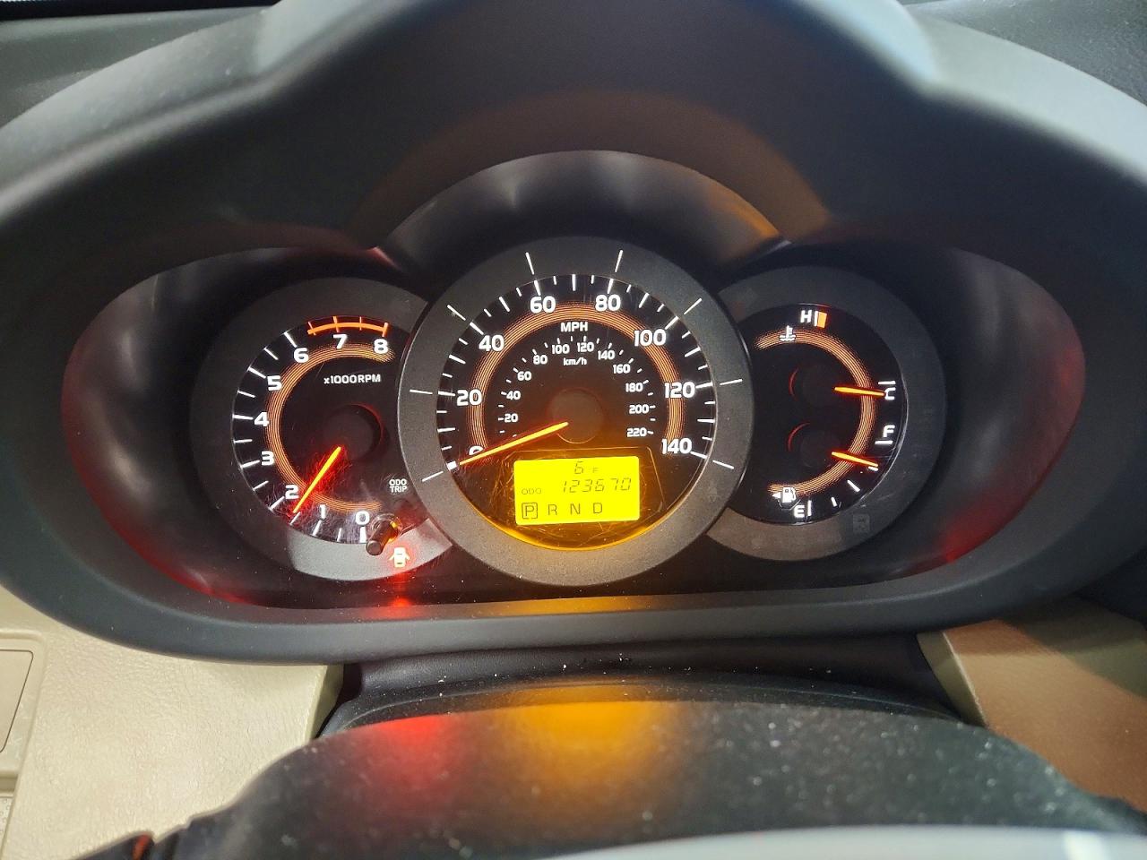 2010 TOYOTA RAV4 BASE photo 9