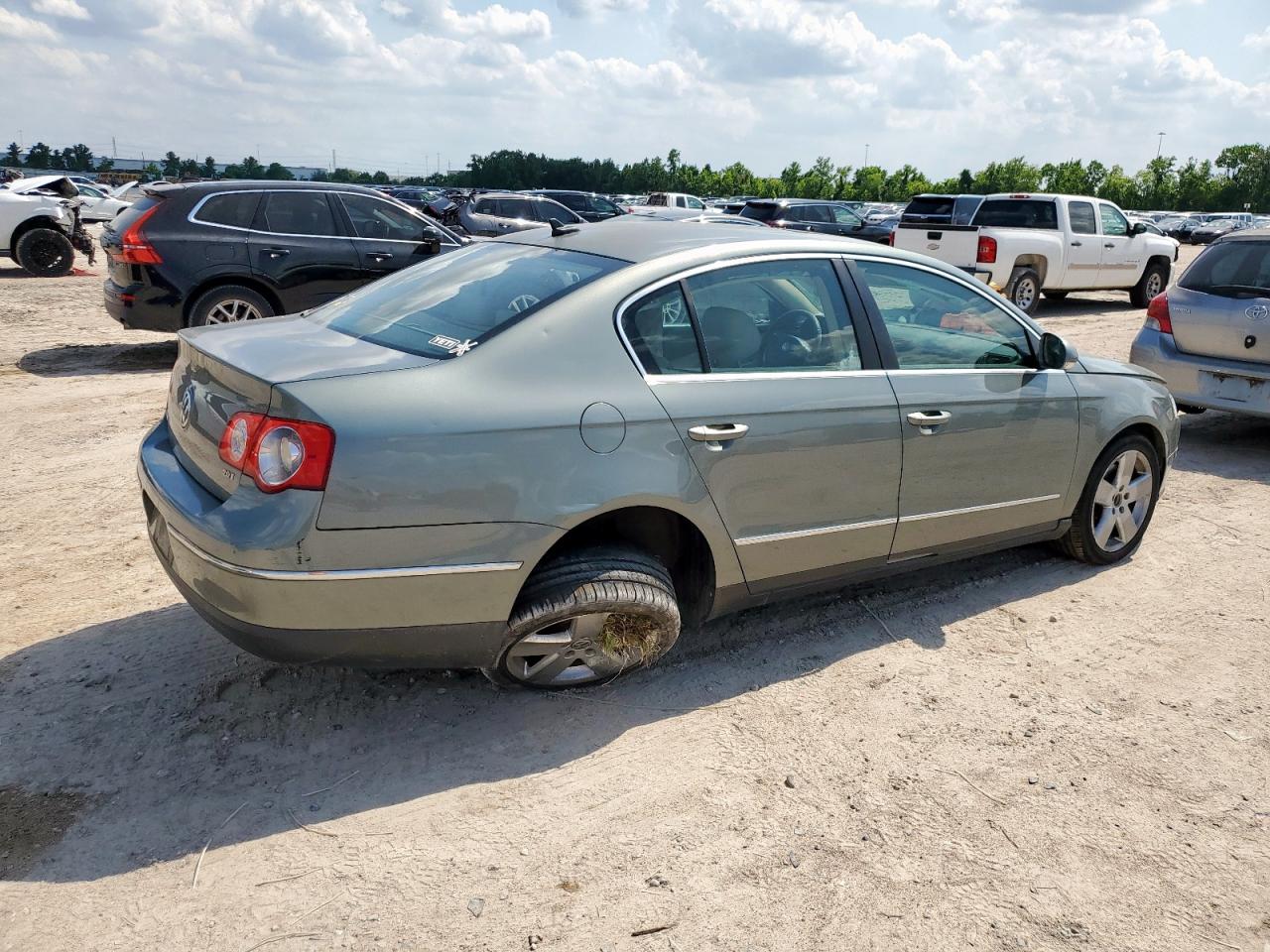 2008 VOLKSWAGEN PASSAT KOMFORT photo 3