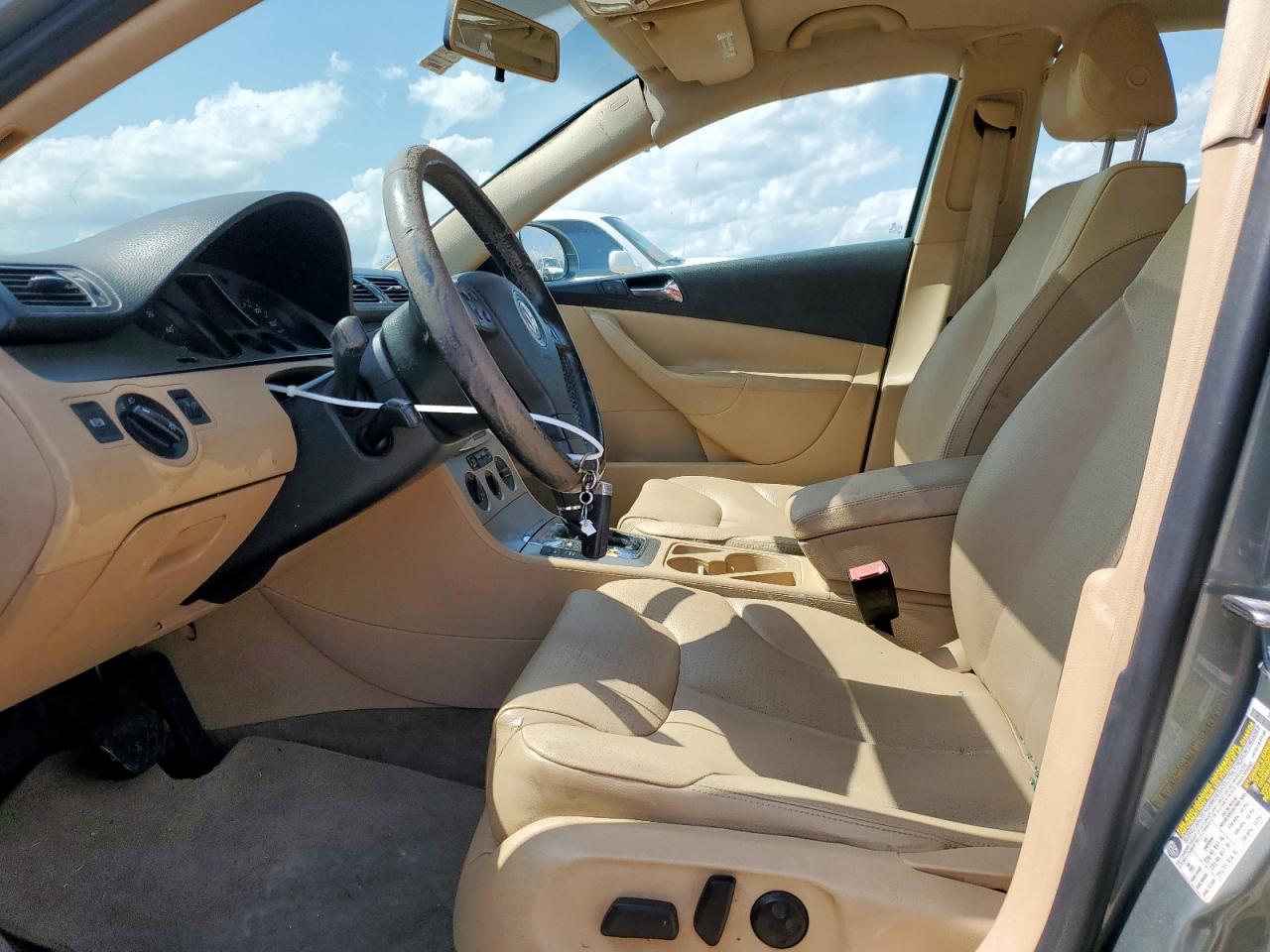 2008 VOLKSWAGEN PASSAT KOMFORT photo 7