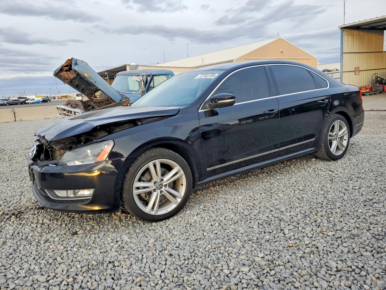 2014 VOLKSWAGEN PASSAT