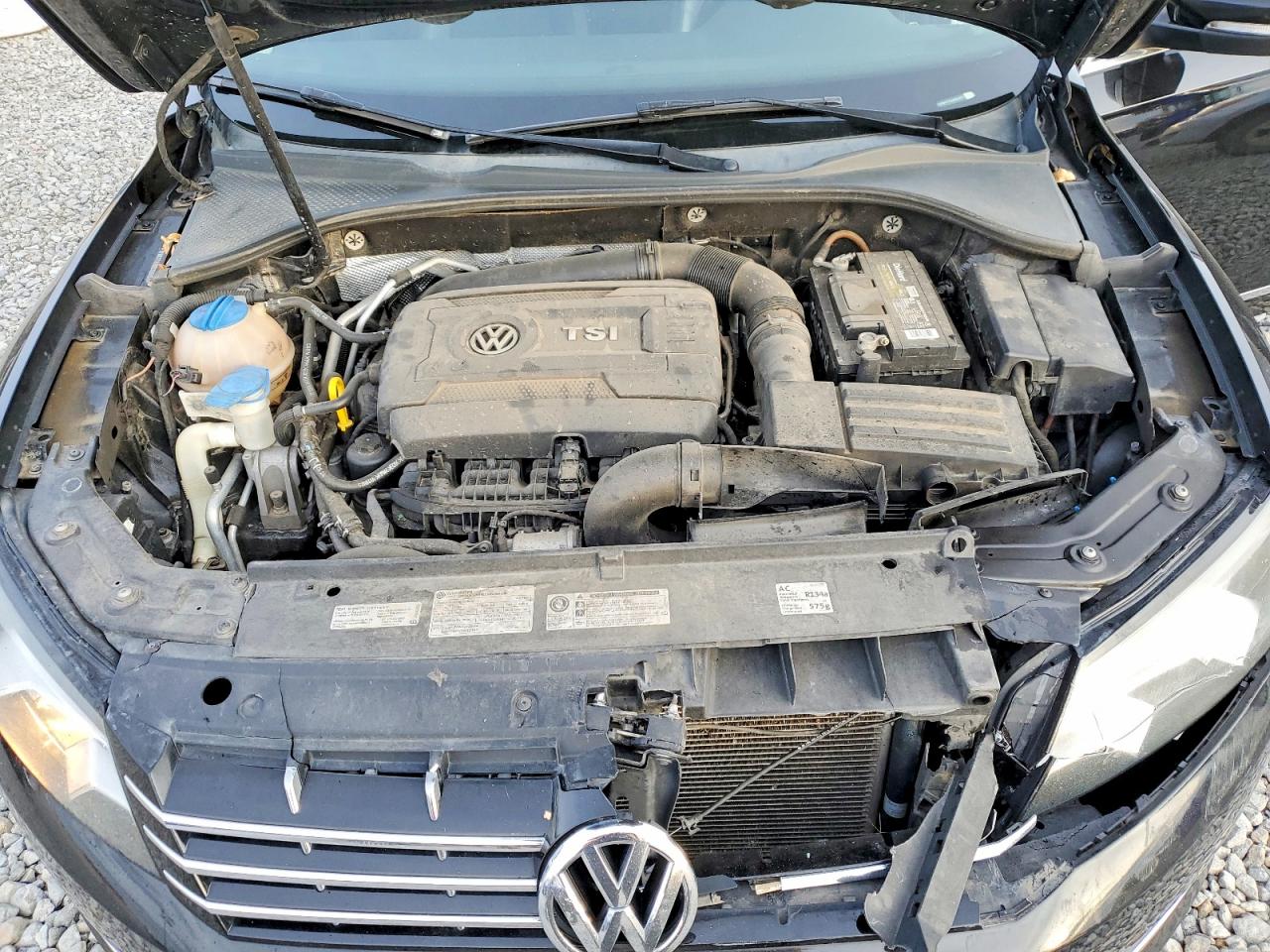 2014 VOLKSWAGEN PASSAT SEL photo 11
