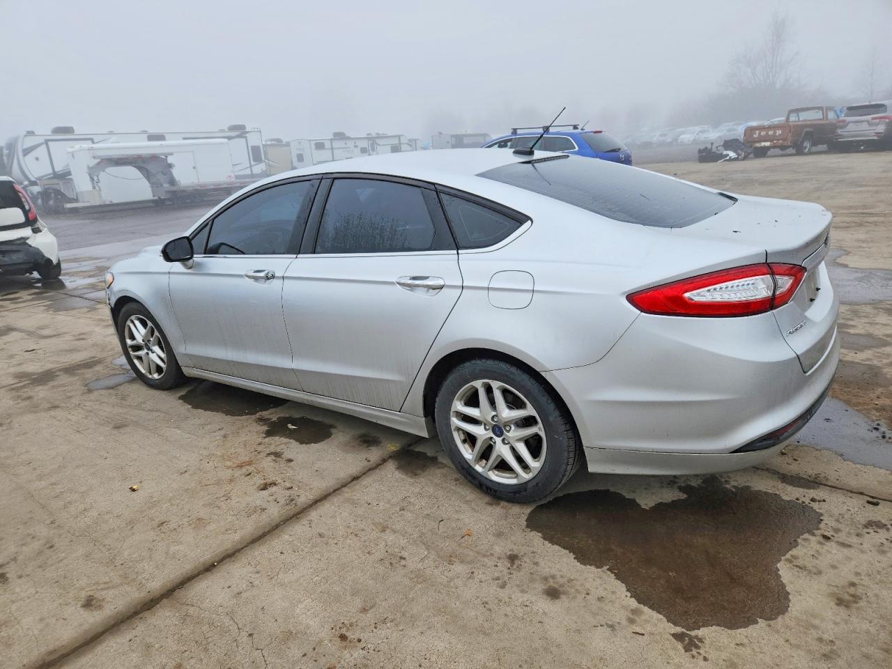 2016 FORD FUSION SE photo 4