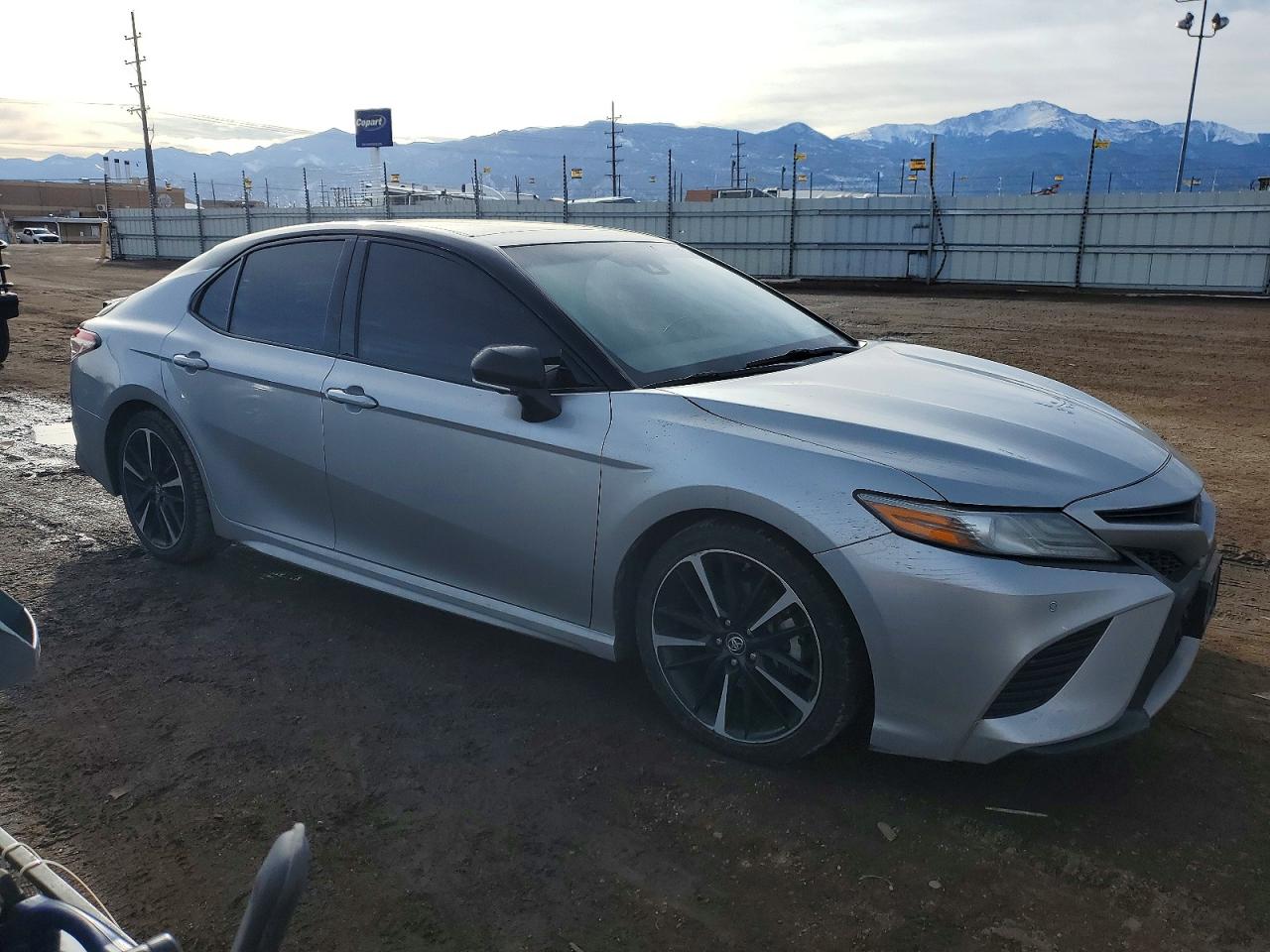 2018 TOYOTA CAMRY XSE photo 10
