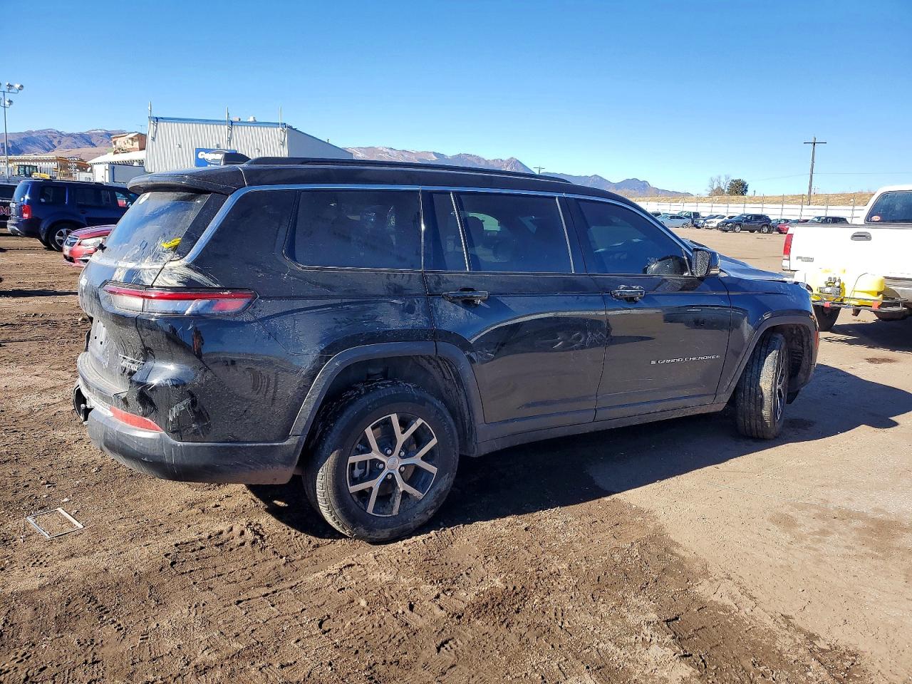 2024 JEEP GRAND CHEROKEE L LIMITED photo 5