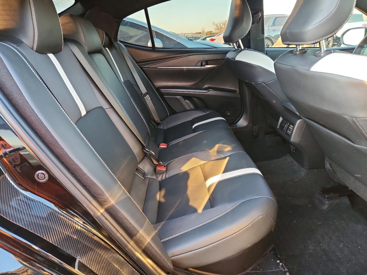 2025 TOYOTA CAMRY SE photo 19