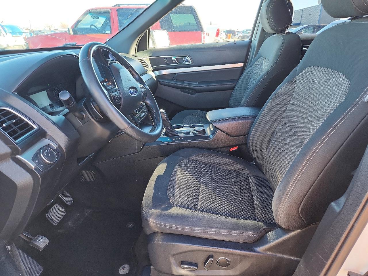 2016 FORD EXPLORER XLT photo 7