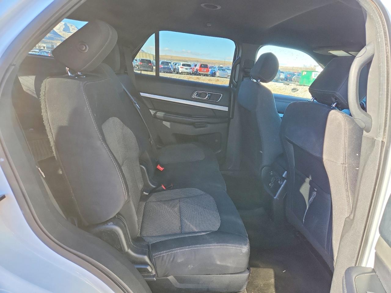 2016 FORD EXPLORER XLT photo 10
