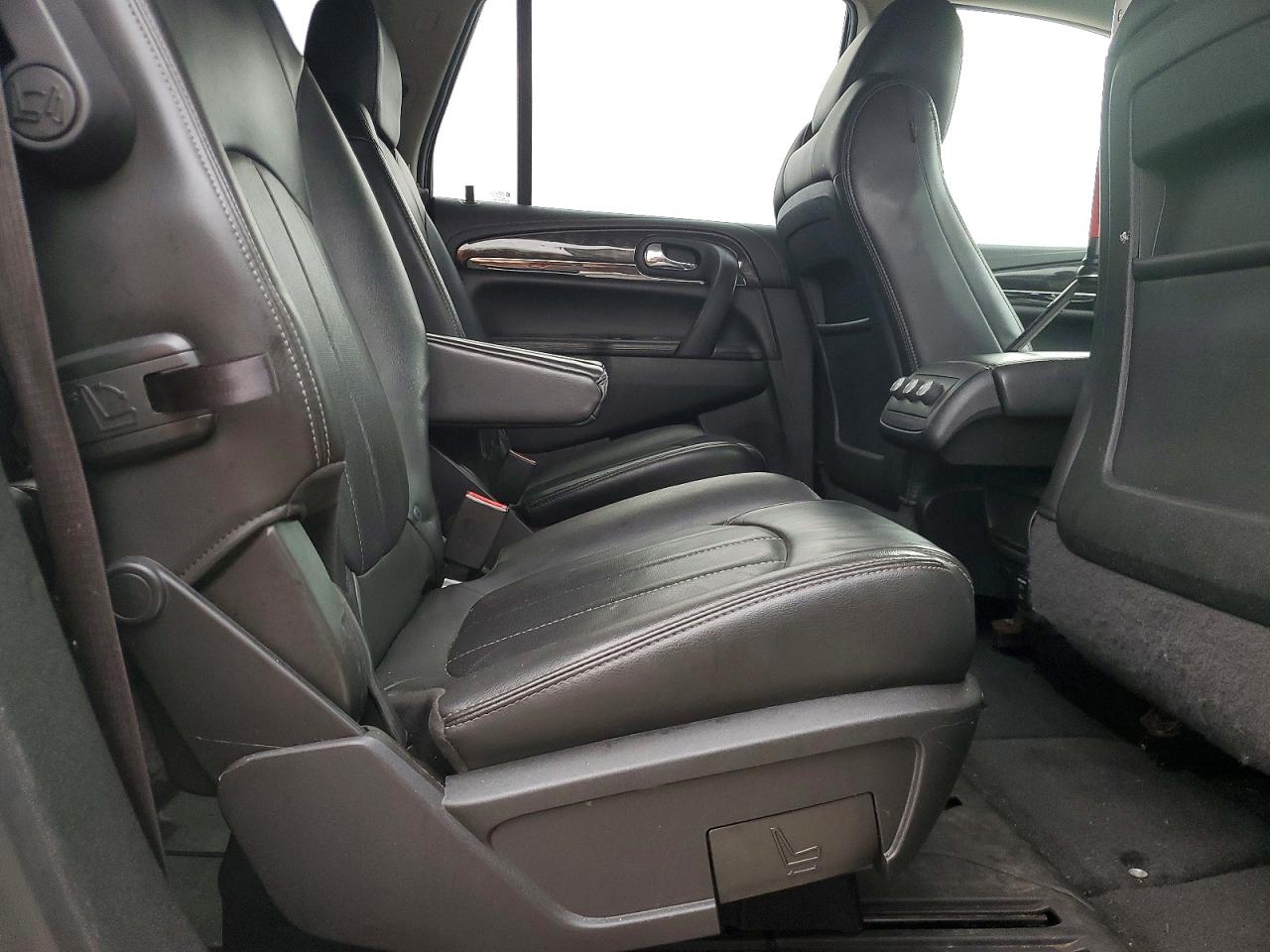 2015 BUICK ENCLAVE photo 21