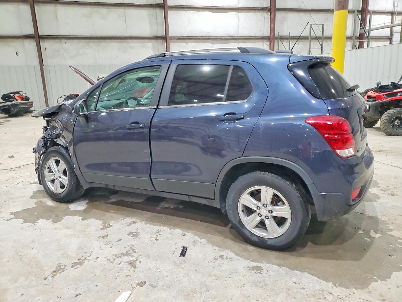 2019 CHEVROLET TRAX 1LT photo 3