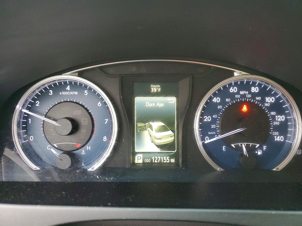 2017 TOYOTA CAMRY LE photo 9