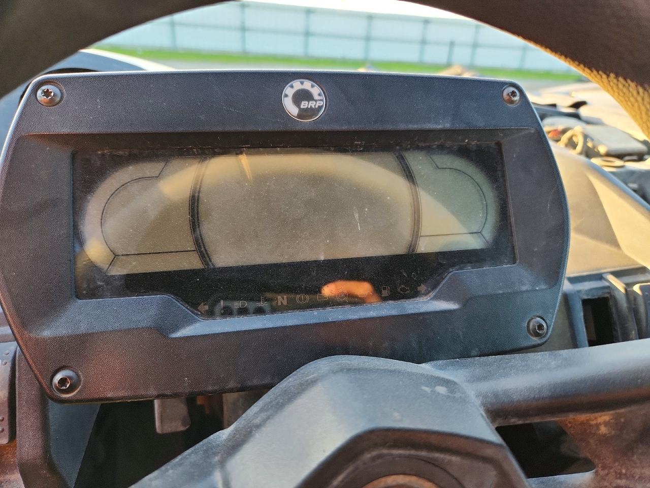 2025 CAN-AM MAVERICK X3 UTILITY VEHICLE photo 8