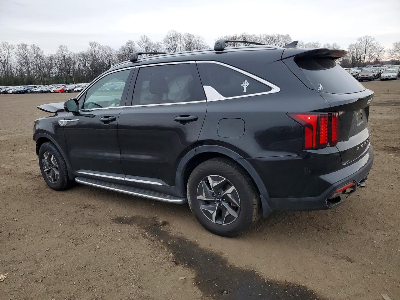 2022 KIA SORENTO photo 2