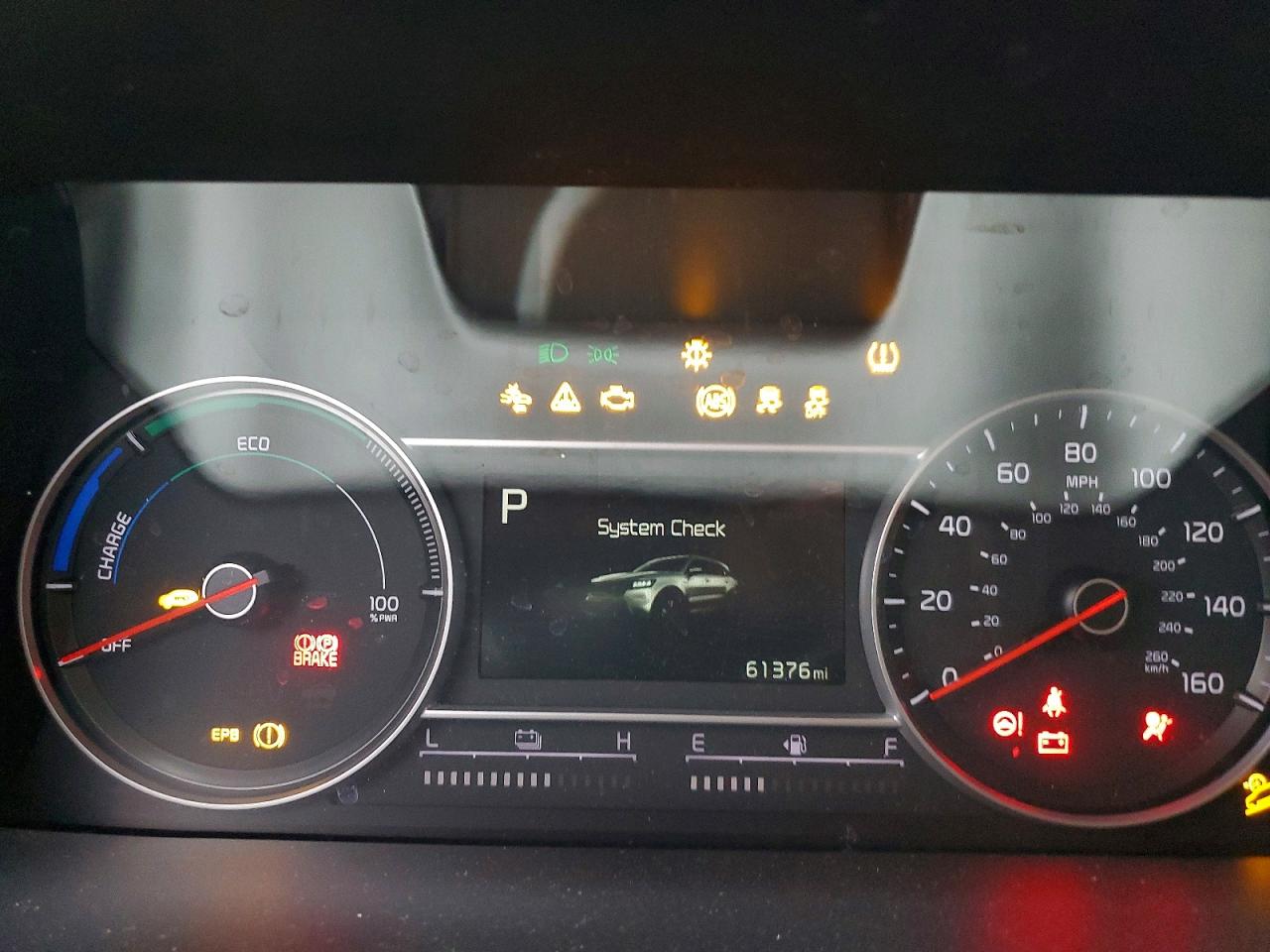 2022 KIA SORENTO photo 9