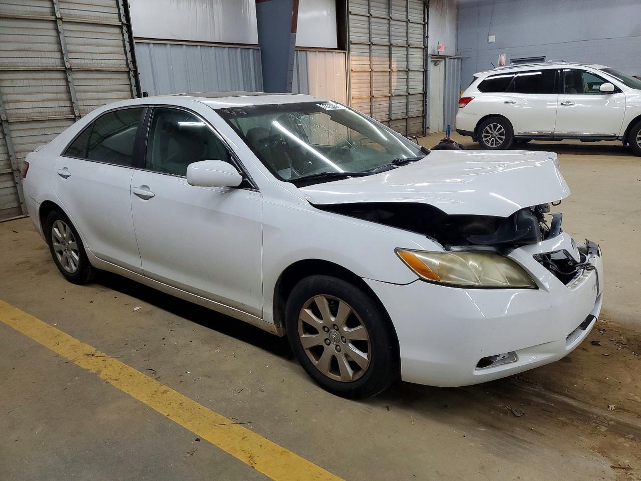 2009 TOYOTA CAMRY photo 4