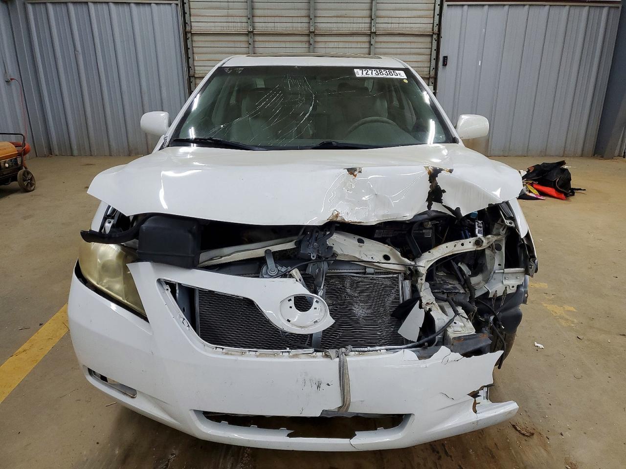 2009 TOYOTA CAMRY photo 5