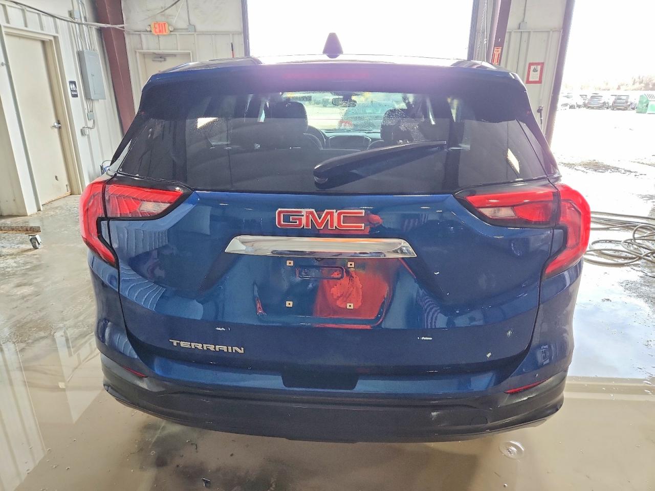 2019 GMC TERRAIN SLE photo 11