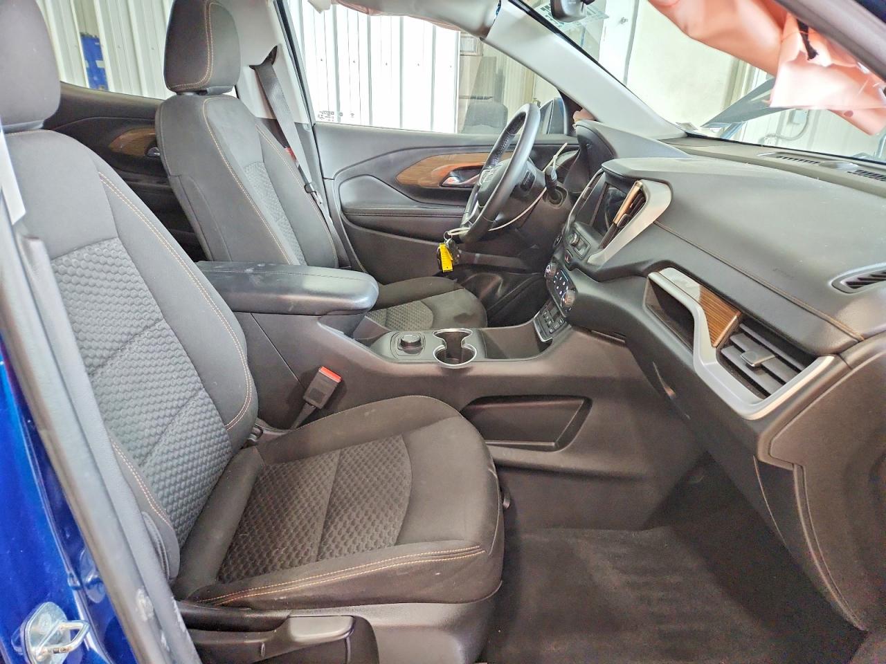 2019 GMC TERRAIN SLE photo 13
