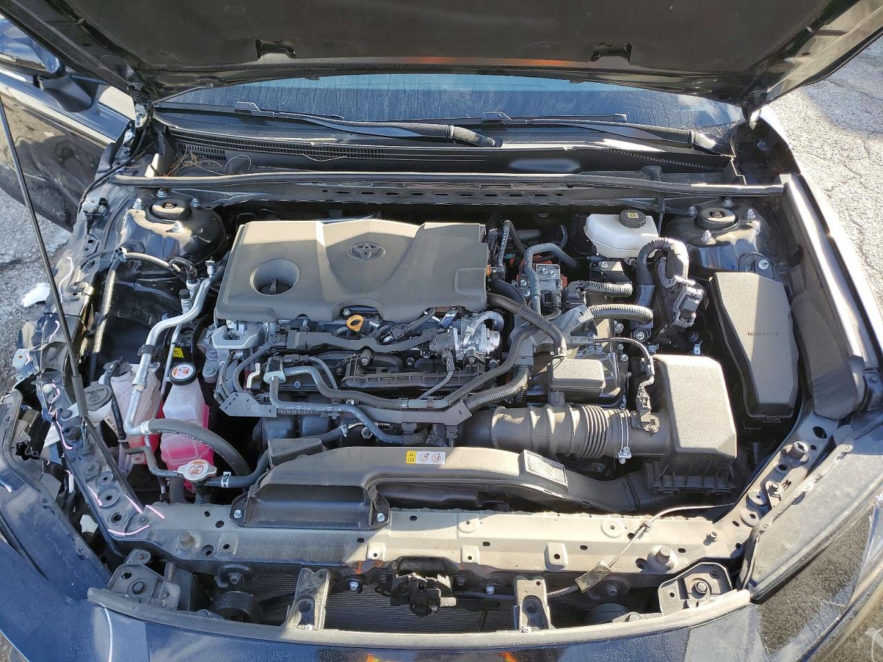 2025 TOYOTA CAMRY XSE photo 11