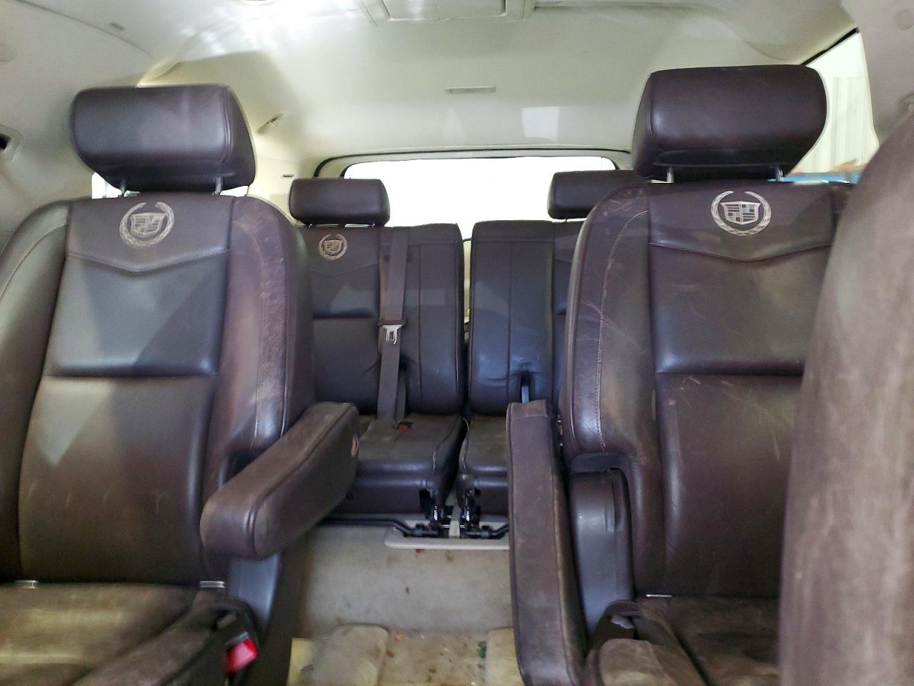 2008 CADILLAC ESCALADE ESV photo 19