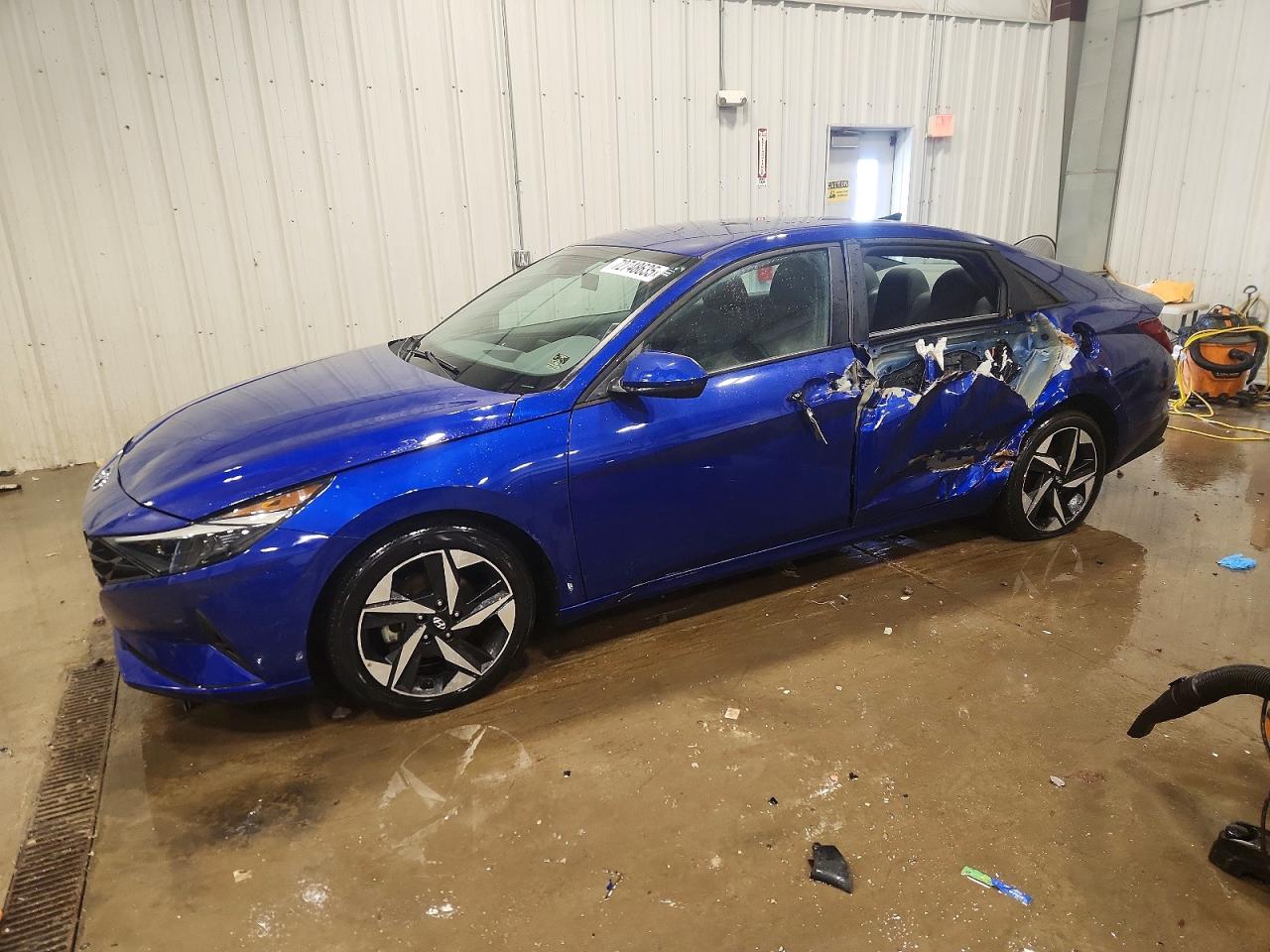 2023 HYUNDAI ELANTRA