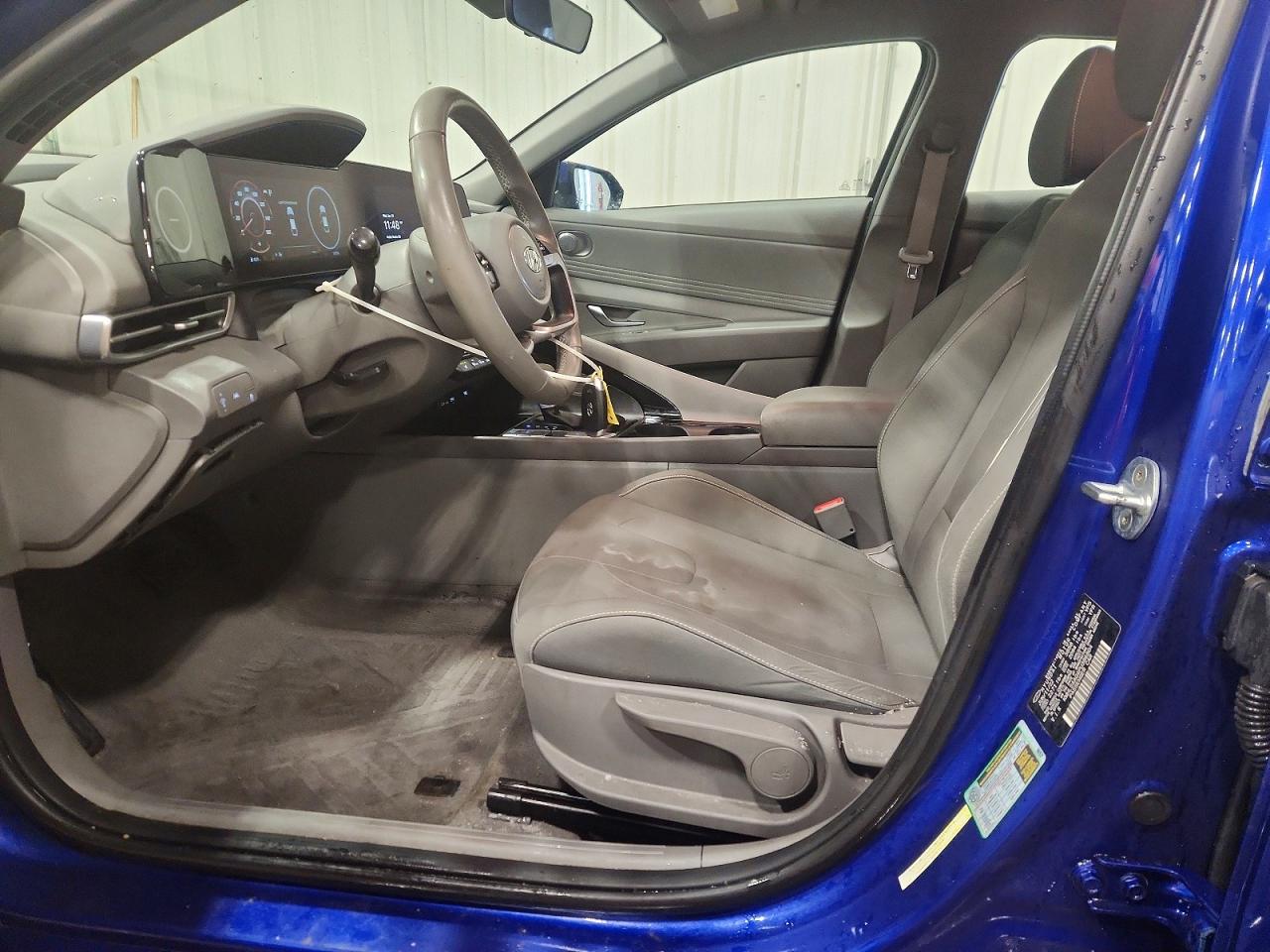 2023 HYUNDAI ELANTRA SEL photo 13