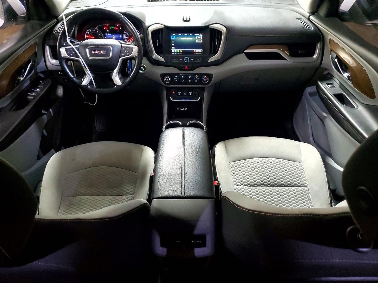 2019 GMC TERRAIN SLE photo 22