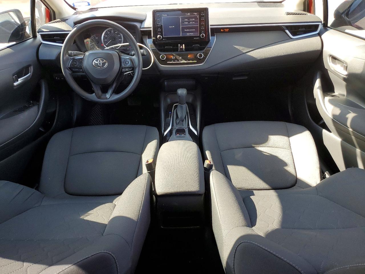 2021 TOYOTA COROLLA LE photo 22