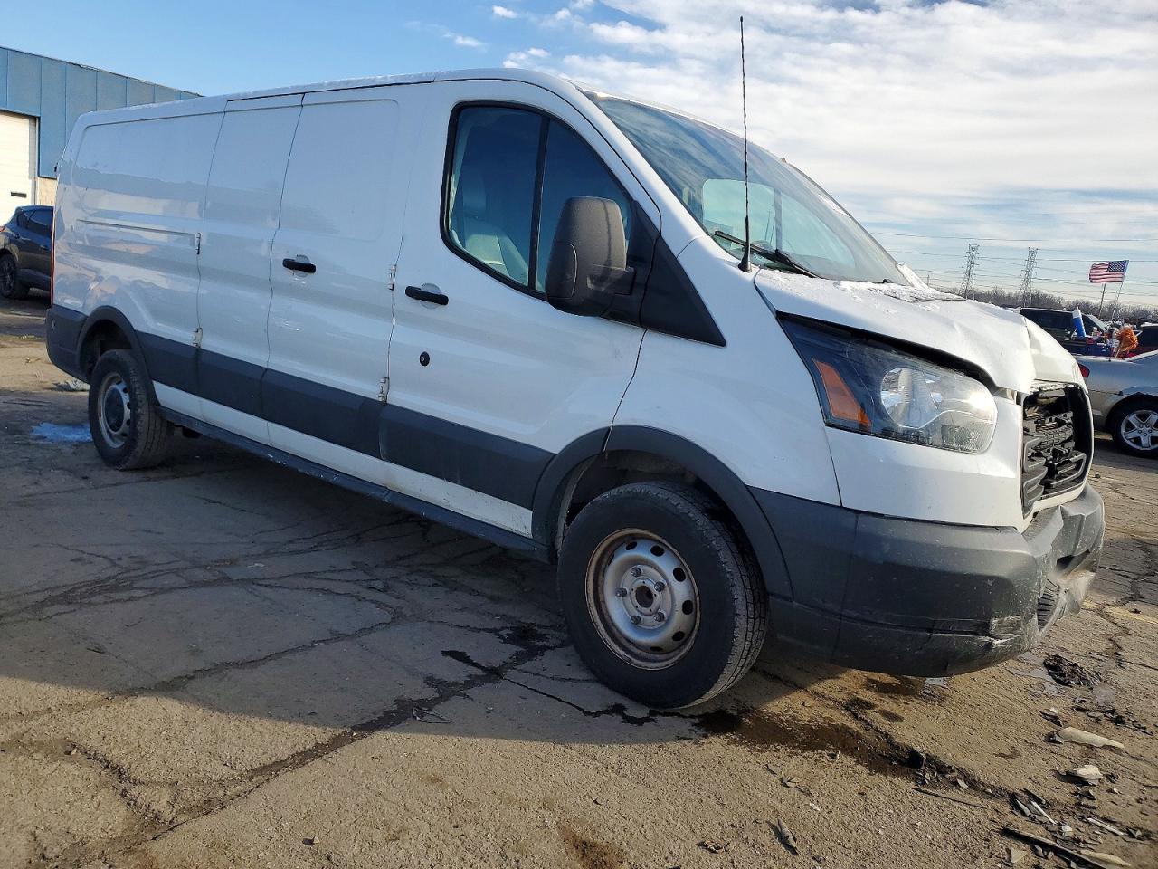 2016 FORD TRANSIT T-250 photo 4