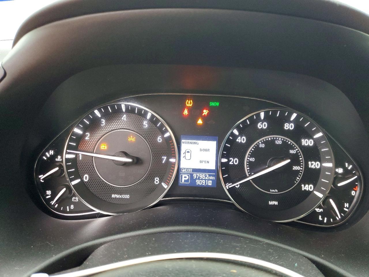 2019 NISSAN ARMADA SV photo 25