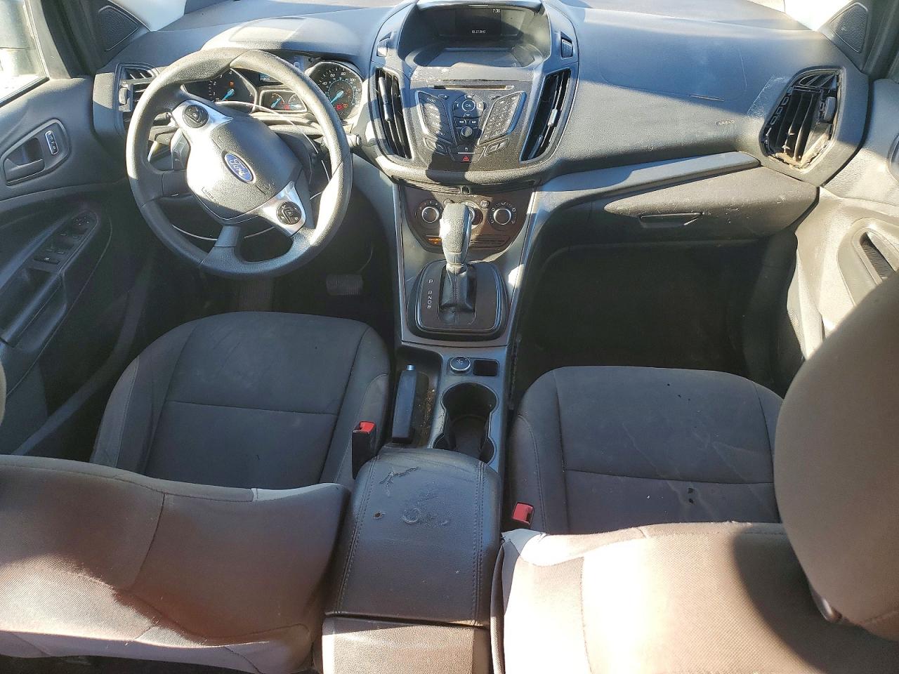 2016 FORD ESCAPE S photo 8