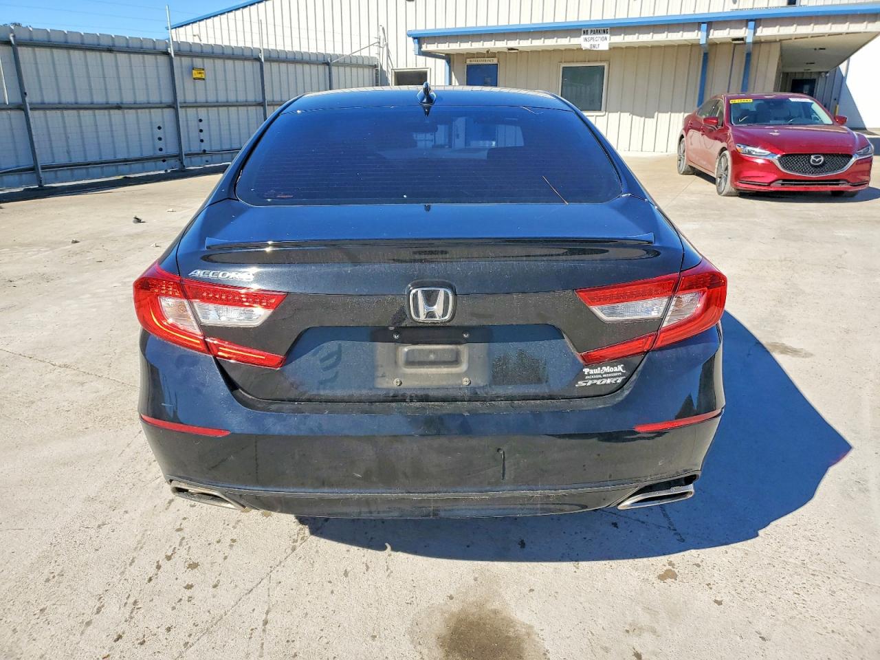 2018 HONDA ACCORD SPORT photo 11