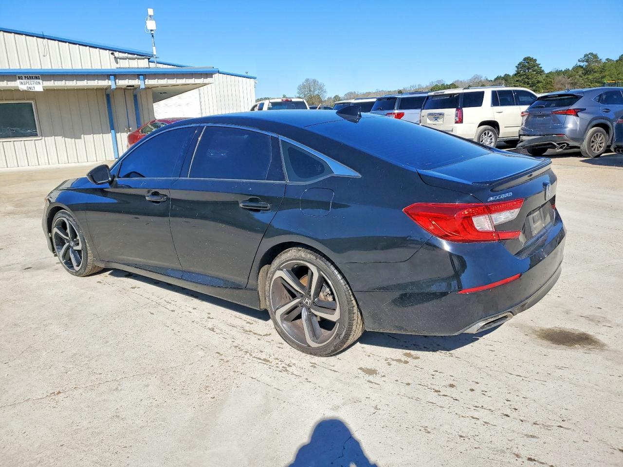 2018 HONDA ACCORD SPORT photo 3