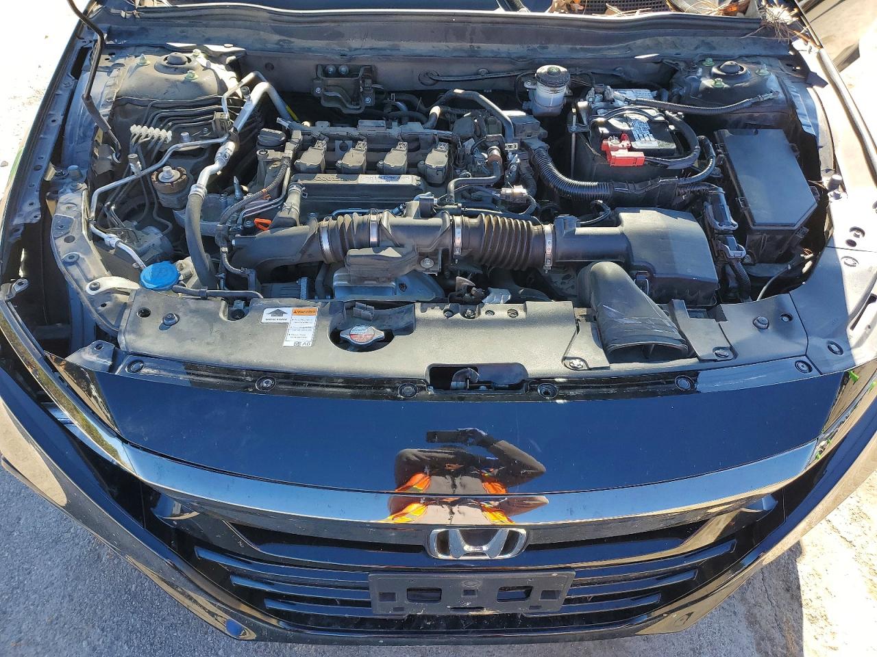 2018 HONDA ACCORD SPORT photo 21