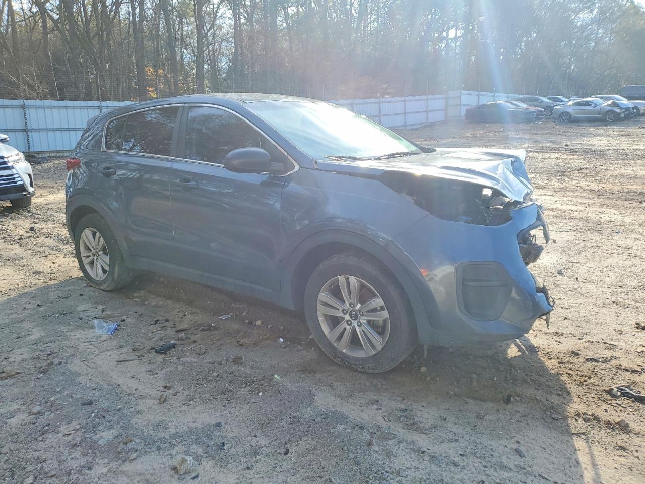 2017 KIA SPORTAGE LX photo 4